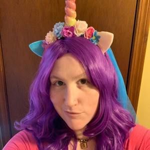 Meet your Posher, Christine